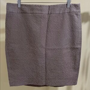 LOFT Textured Pencil Skirt in Taupe Size 14-Full length 21”